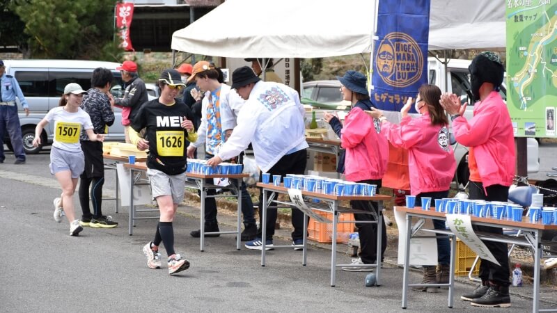 岡の里名水マラソン大会 給水ポイント